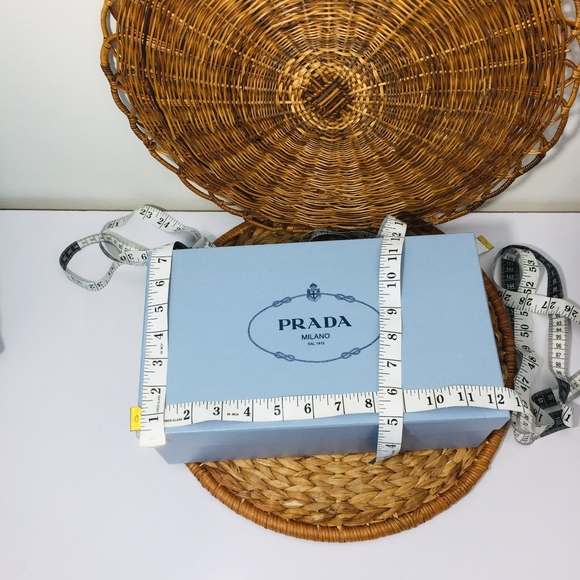 ❌ SOLD ❌Box, PRADA. Empty shoe box - Picture 7 of 16